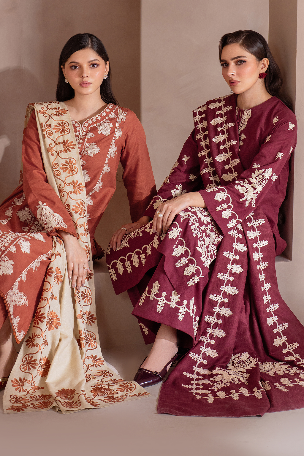 Iznik | Exclusive Winter | UE-368 - Ladies Clothes - Maria Faisal