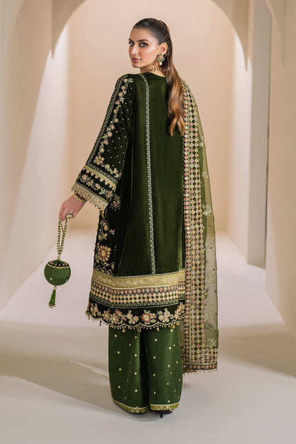 Baroque | Jahanara Luxury Velvet 24 | UF-756 - Designer Dress with Intricate embroidery and embellishments. Shop elegent wedding dress at Maria Faisal.