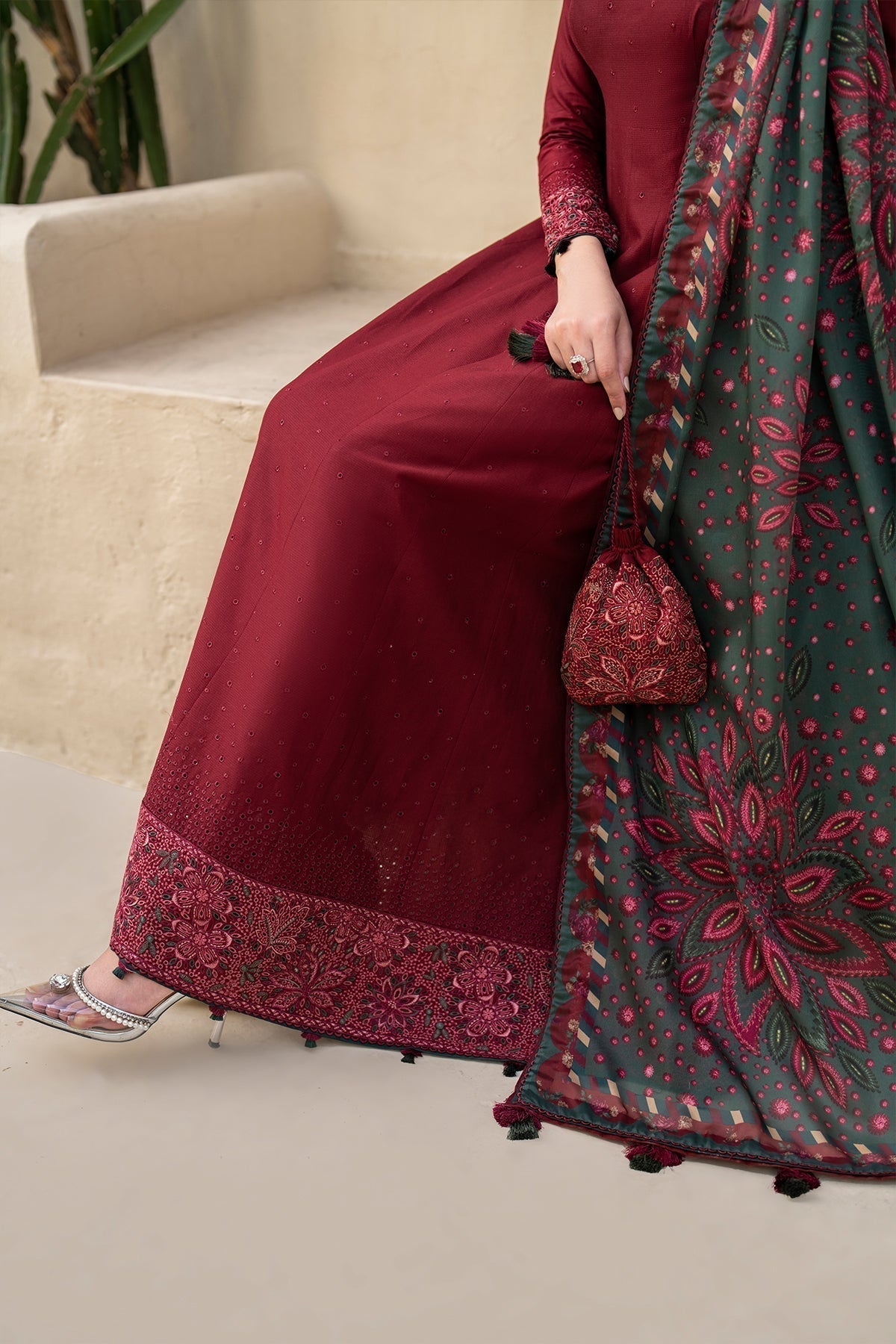 Jazmin | Irish Lawn SS 24 | D7 - Maria Faisal. 