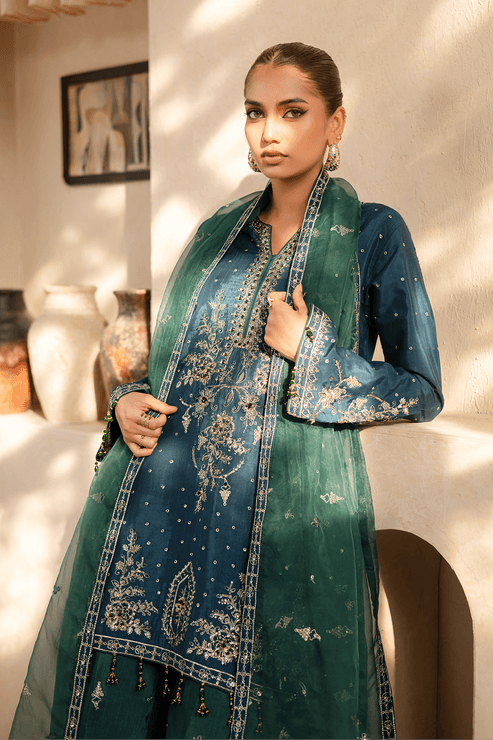 Emaan Adeel | Noore Festive Formals | LAVEEN by Maria Faisal - Registered Vendor of : Emaan Adeel - type : Ladies Clothes - 100% original wedding dresses