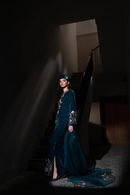 Caia | Luxury Velvet Edit 25 | Twilight custom by Maria Faisal - Registered Vendor of : Caia - type : Ladies Clothes - 100% original wedding dresses