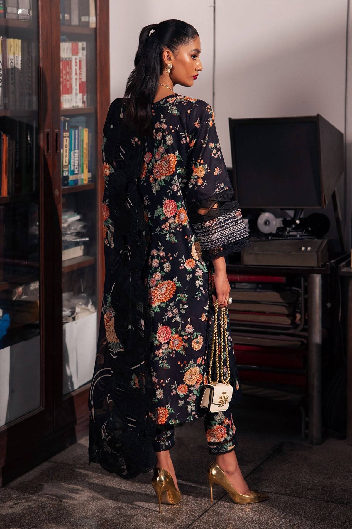 Nureh | Glam Girl Lawn | GL-18 by Maria Faisal - Registered Vendor of : Nureh - type : Ladies Clothes - 100% original wedding dresses