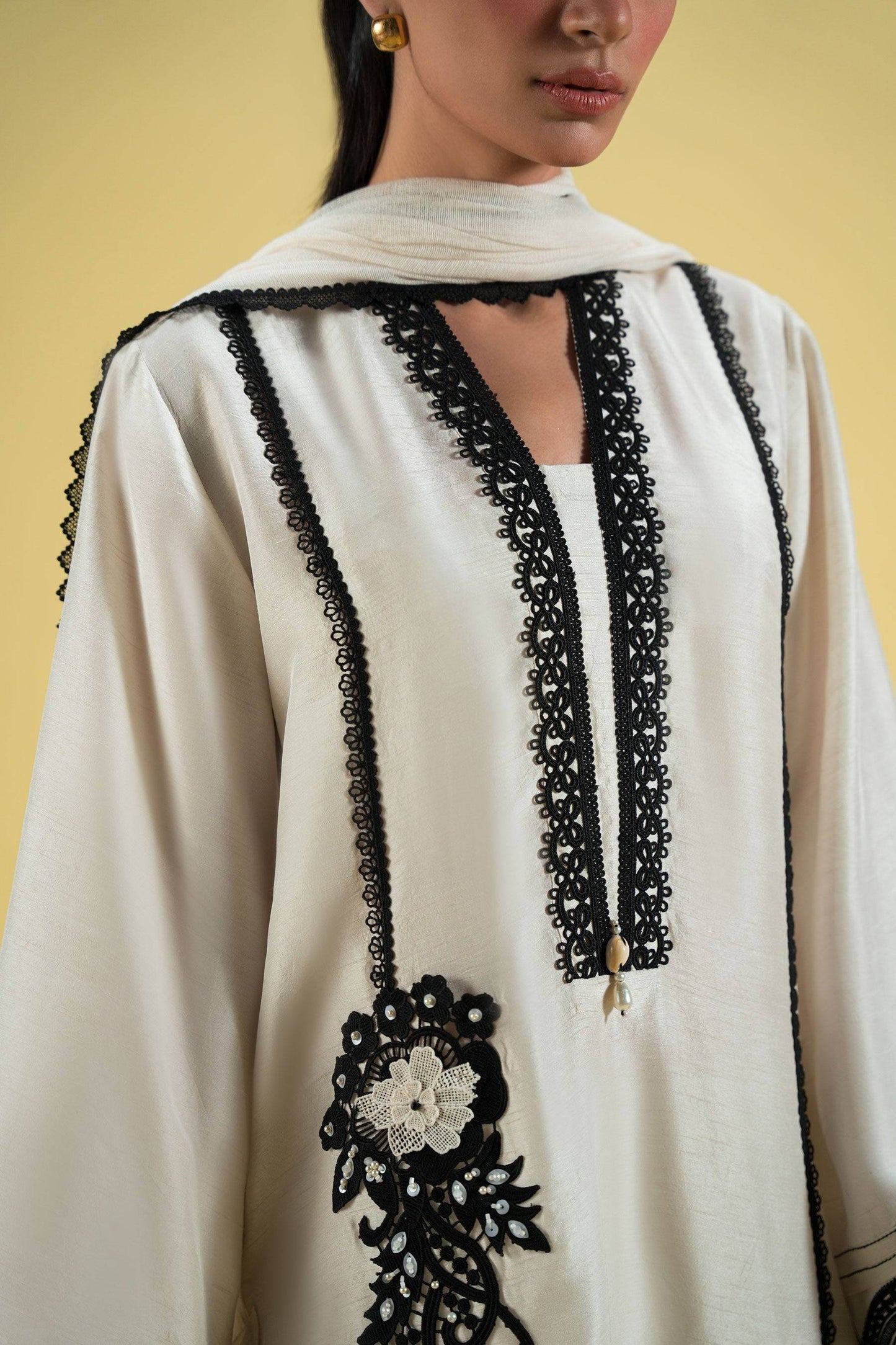 Ammara Khan | Sia 25 | D-13 by Maria Faisal - Registered Vendor of : Ammara Khan - type : Ladies Clothes - 100% original wedding dresses