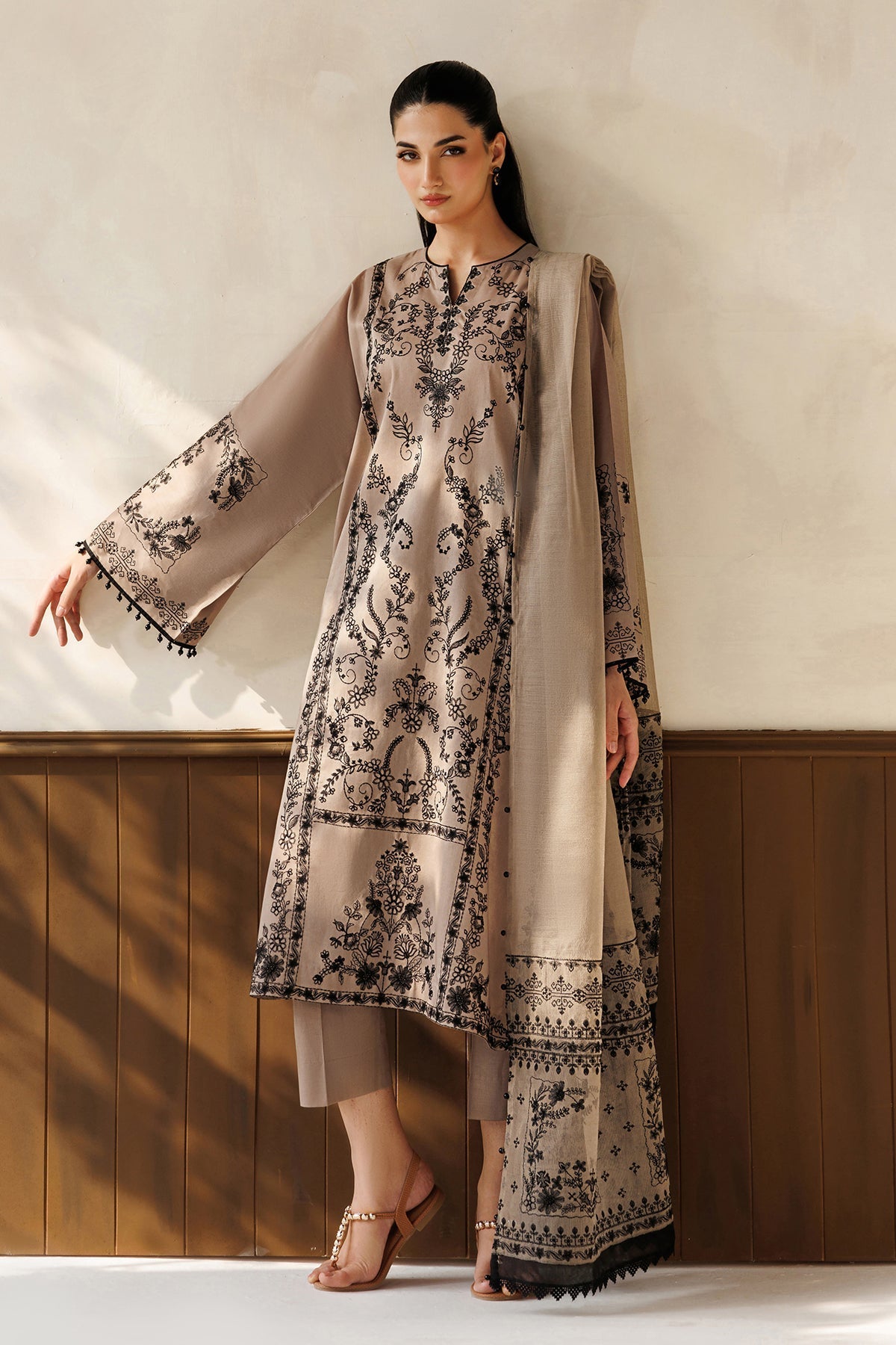 Baroque | Luxury Summer Pret | UF-4502 - Luxury Dress - available at Maria Faisal in UK and USA.