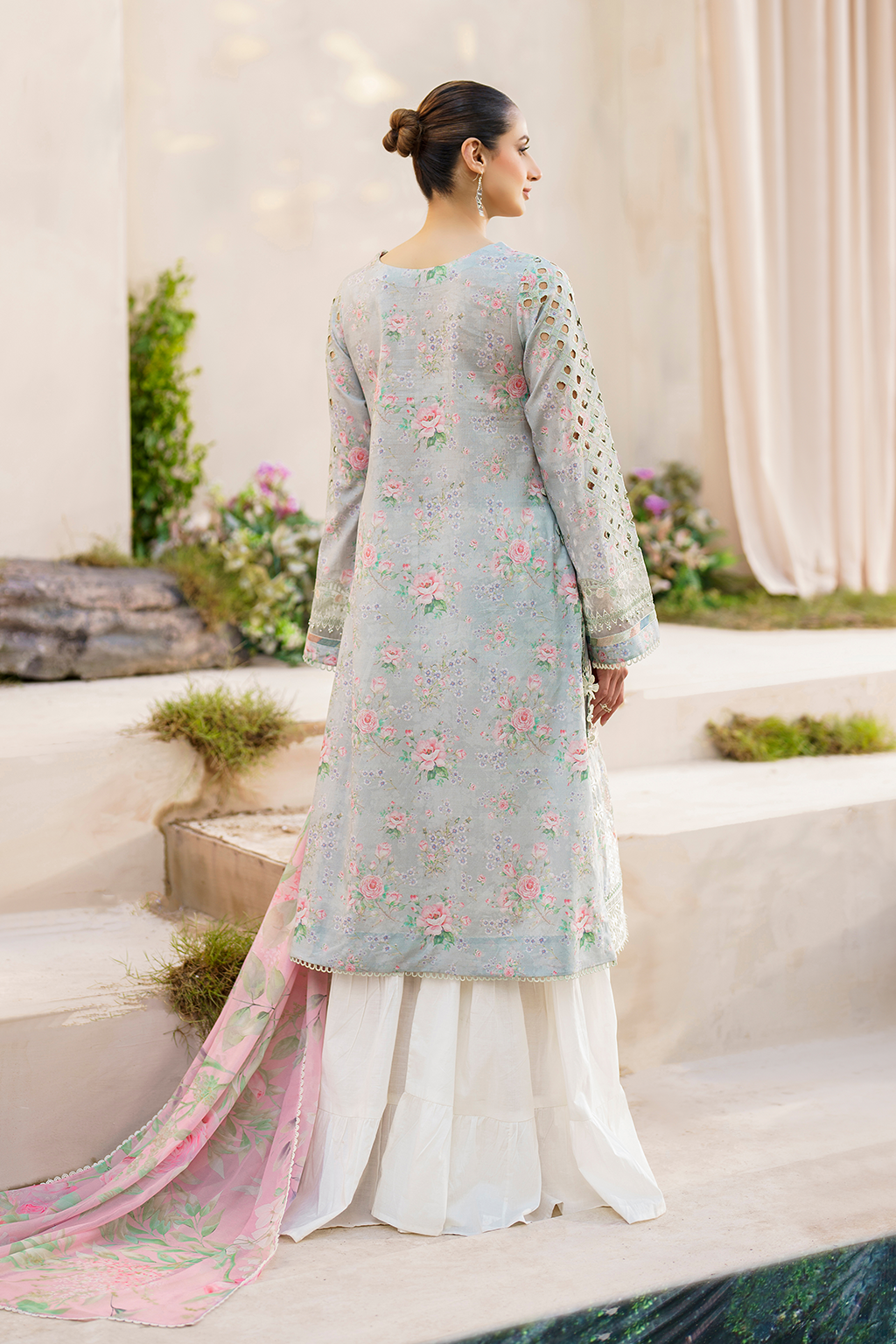 Iznik | Festive lawn 24 | SFL-07 - Designer Dress with Intricate embroidery and embellishments. Shop elegent wedding dress at Maria Faisal.