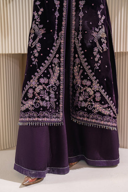 Baroque | Jahanara Luxury Velvet 24 | UF-757 - Designer Dress with Intricate embroidery and embellishments. Shop elegent wedding dress at Maria Faisal.