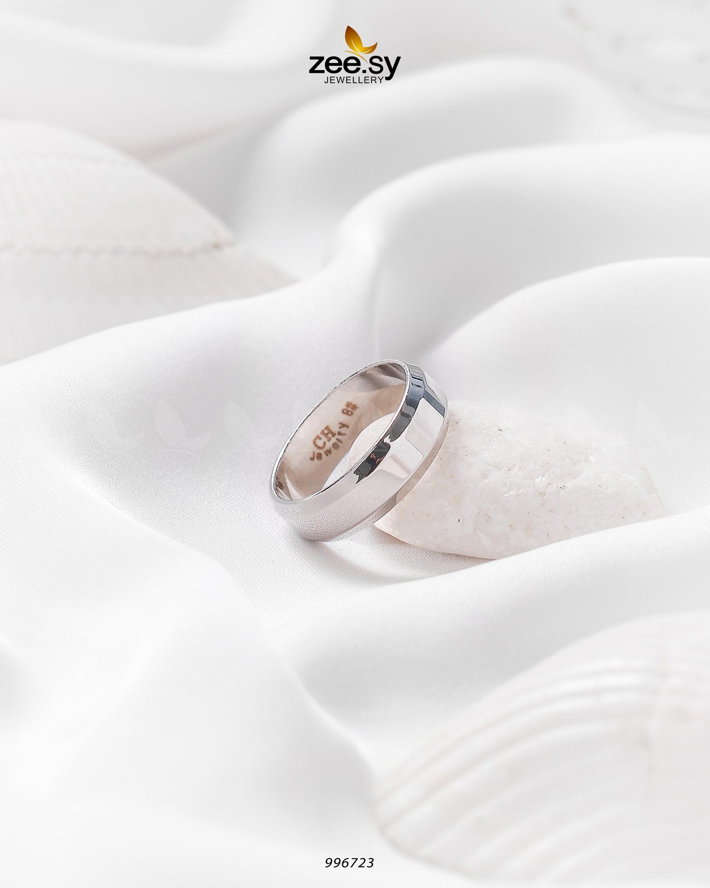 Domsley Ring - Finger Ring 