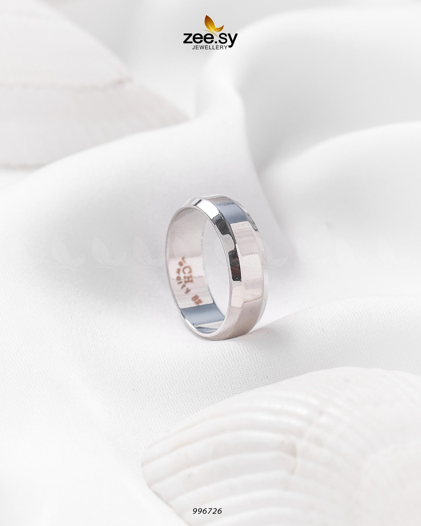 Domsley Ring - Finger Ring 