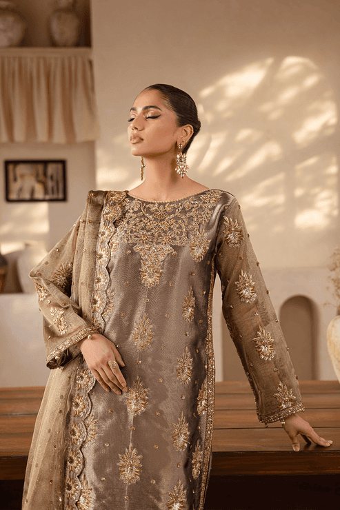 Emaan Adeel | Noore Festive Formals | RAVEEN by Maria Faisal - Registered Vendor of : Emaan Adeel - type : Ladies Clothes - 100% original wedding dresses