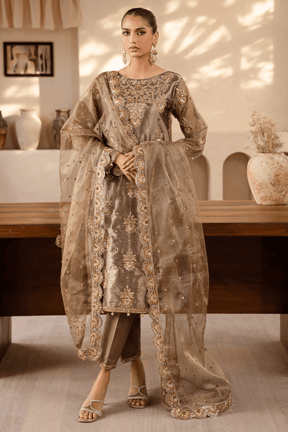 Emaan Adeel | Noore Festive Formals | RAVEEN by Maria Faisal - Registered Vendor of : Emaan Adeel - type : Ladies Clothes - 100% original wedding dresses