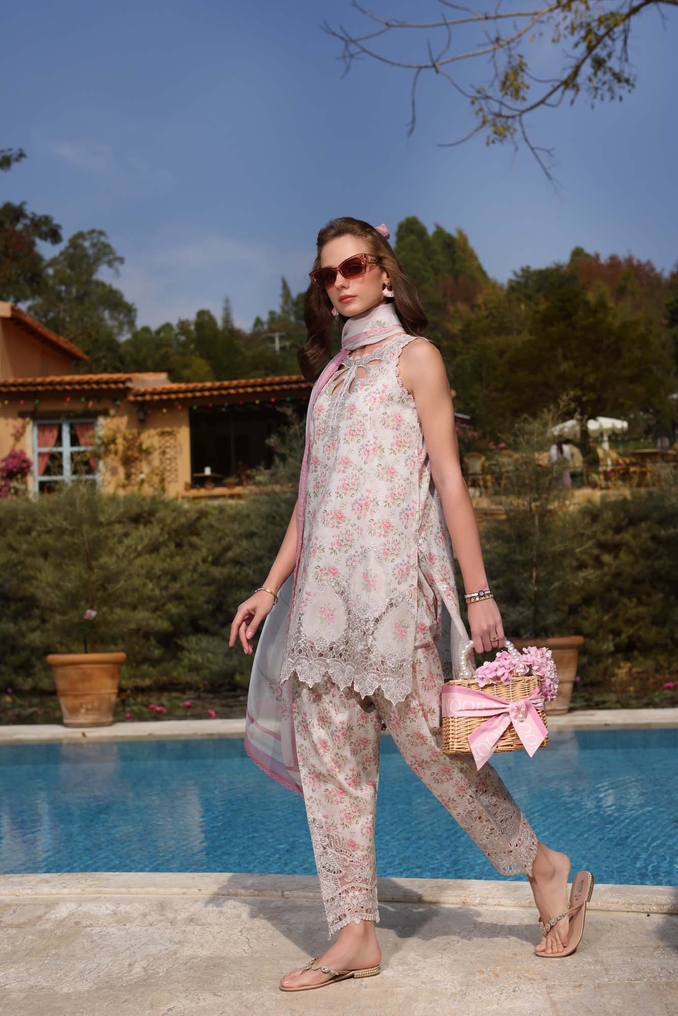 Noor by Saadia Asad | Luxe Chikankari 25 | D7-A by Maria Faisal - Registered Vendor of : Noor by Saadia Asad - type : Ladies Clothes - 100% original wedding dresses