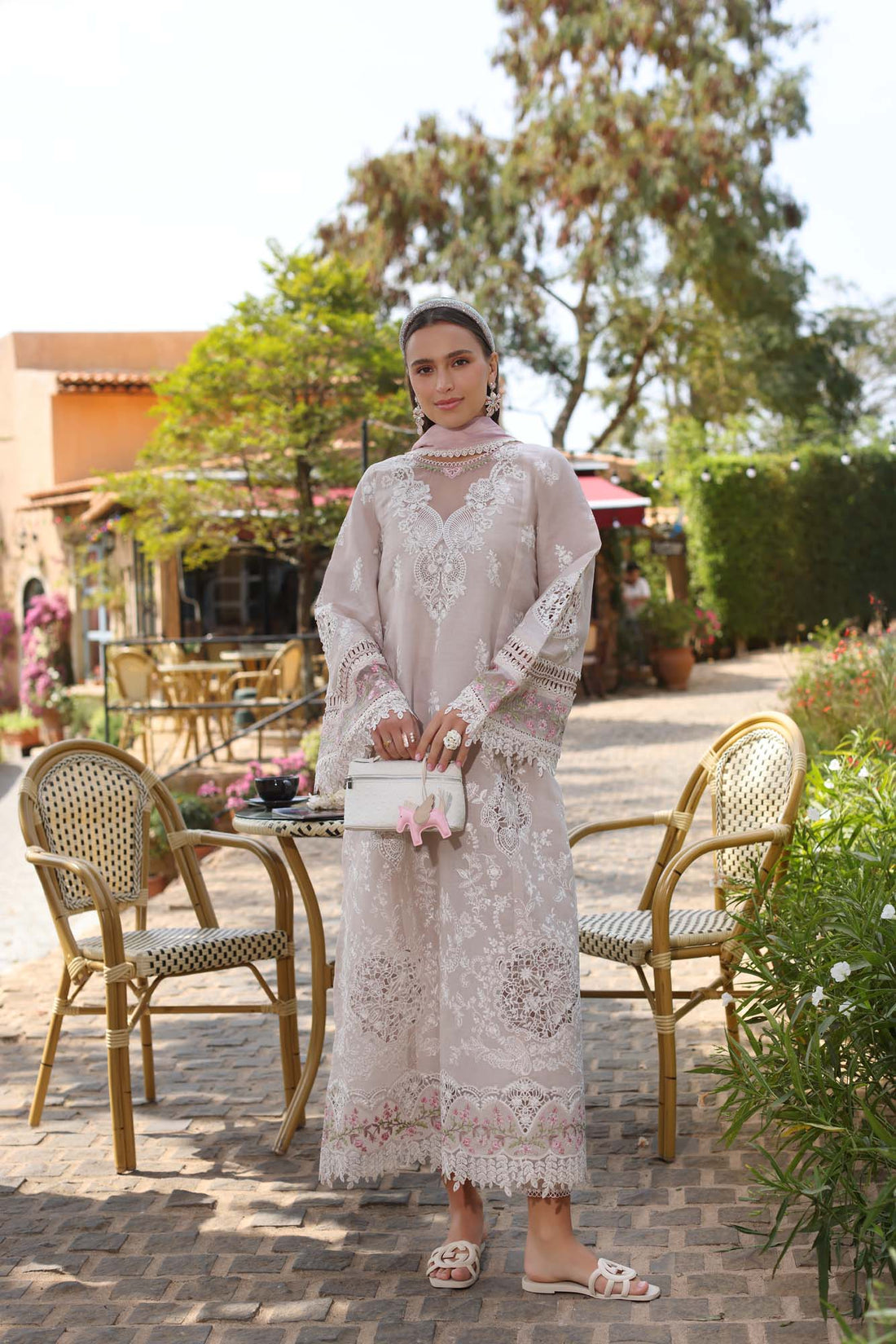 Noor by Saadia Asad | Luxe Chikankari 25 | D4-A by Maria Faisal - Registered Vendor of : Noor by Saadia Asad - type : Ladies Clothes - 100% original wedding dresses