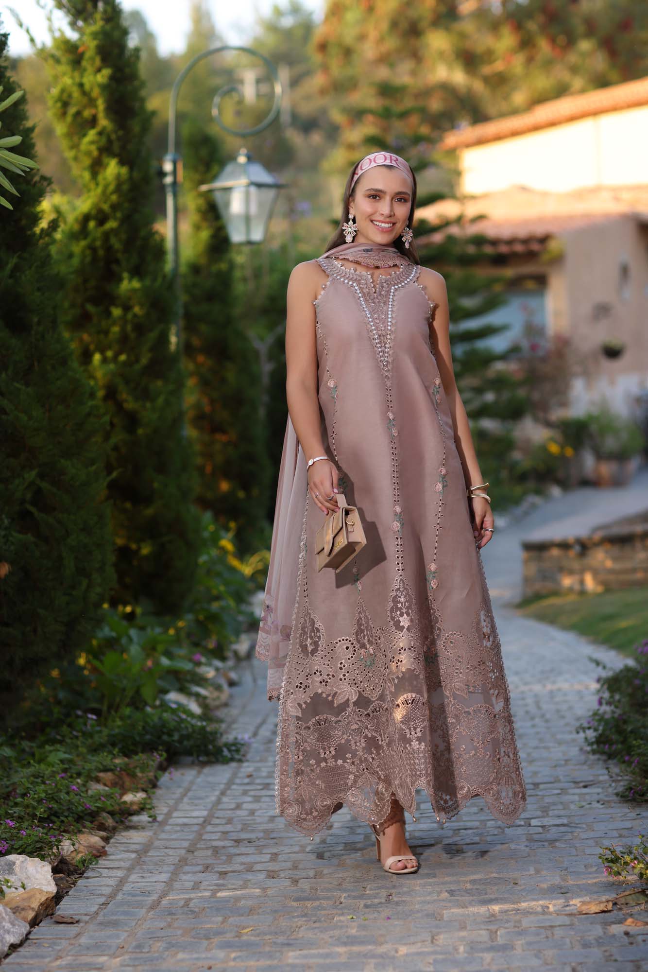 Noor by Saadia Asad | Luxe Chikankari 25 | D6-B by Maria Faisal - Registered Vendor of : Noor by Saadia Asad - type : Ladies Clothes - 100% original wedding dresses