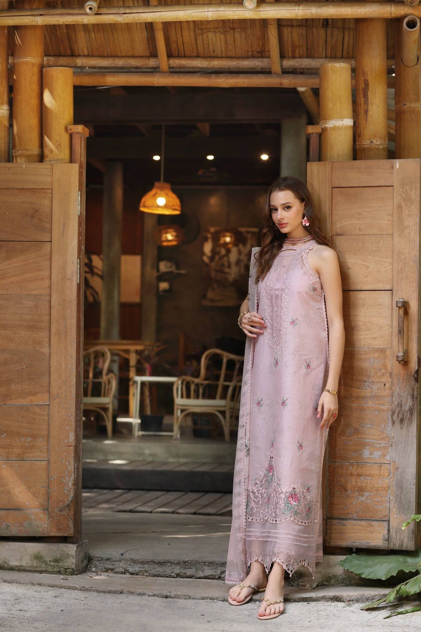 Noor by Saadia Asad | Eid Luxe Printedkari | D2-B by Maria Faisal - Registered Vendor of : Noor by Saadia Asad - type : Ladies Clothes - 100% original wedding dresses