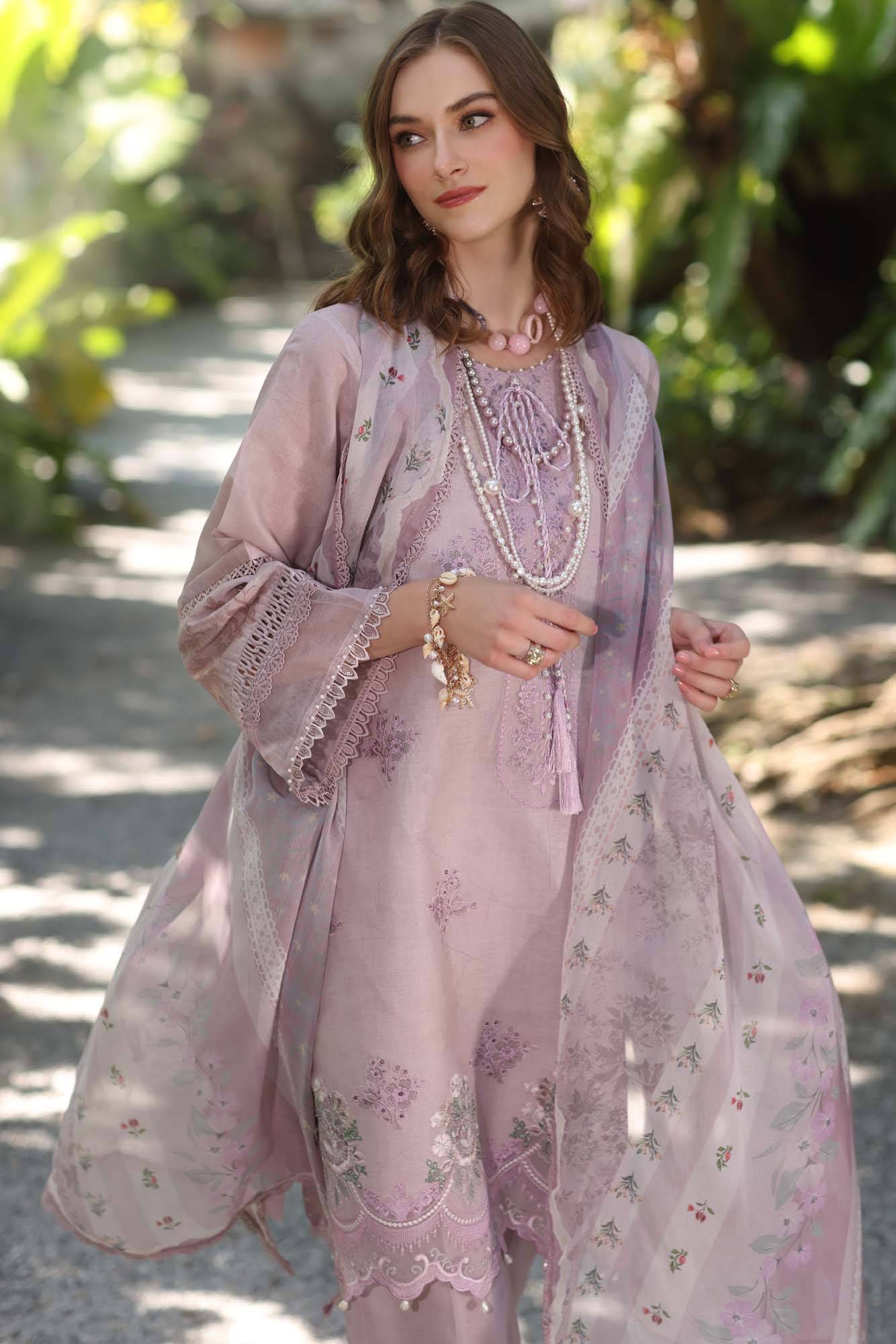 Noor by Saadia Asad | Eid Luxe Printedkari | D6-B by Maria Faisal - Registered Vendor of : Noor by Saadia Asad - type : Ladies Clothes - 100% original wedding dresses