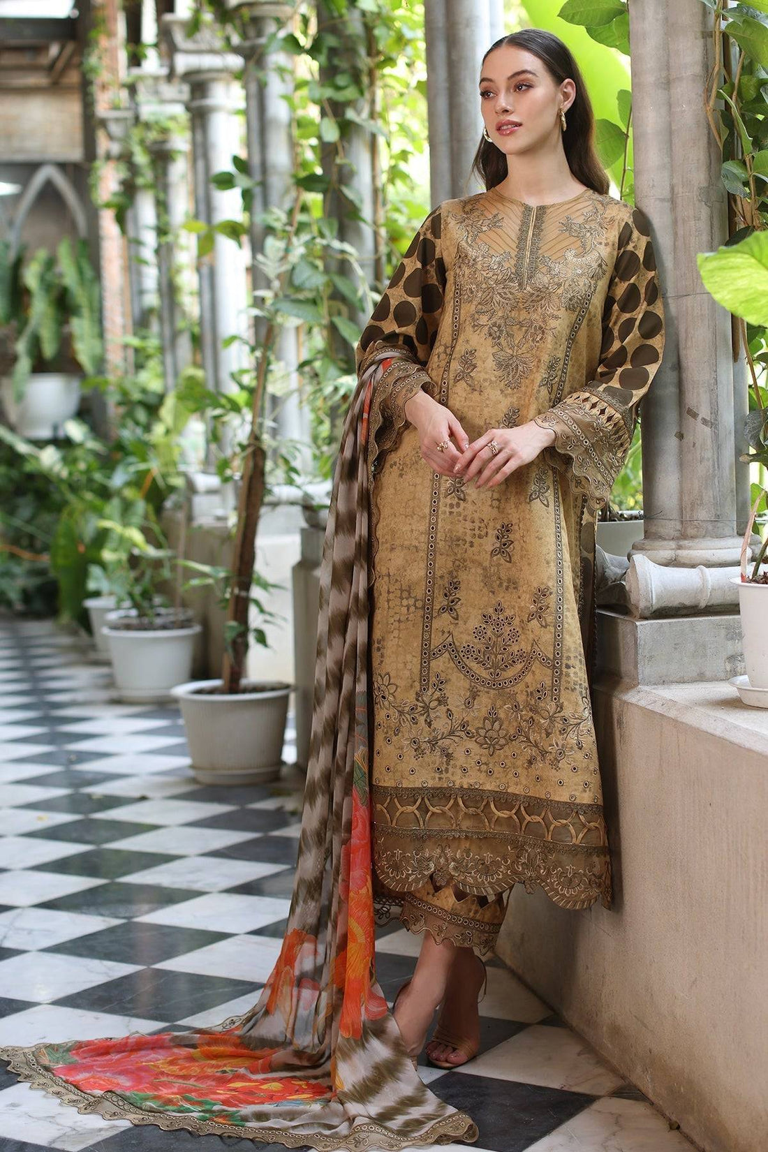 Charizma | Miraas Lawn |CMR5-05 by Maria Faisal - Registered Vendor of : Charizma - type : Ladies Clothes - 100% original wedding dresses
