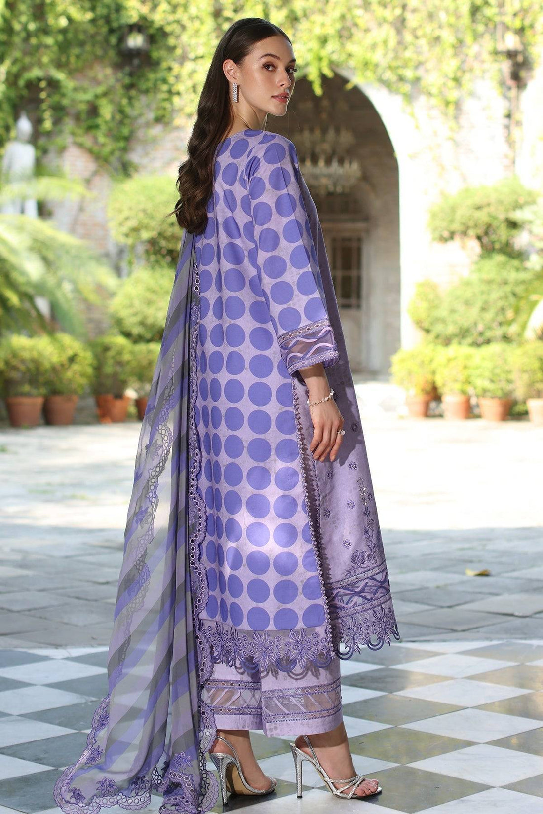 Charizma | Miraas Lawn | CMR5-06 by Maria Faisal - Registered Vendor of : Charizma - type : Ladies Clothes - 100% original wedding dresses