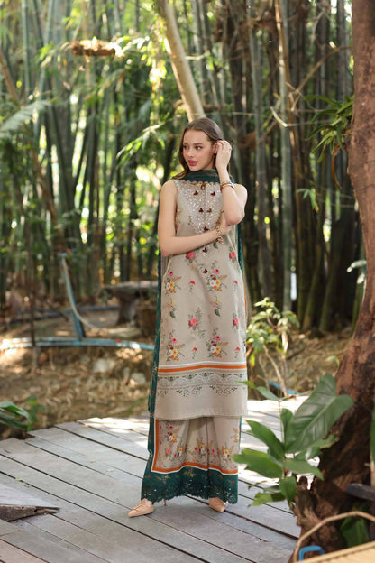 Noor by Saadia Asad | Eid Luxe Printedkari | D4-A by Maria Faisal - Registered Vendor of : Noor by Saadia Asad - type : Ladies Clothes - 100% original wedding dresses