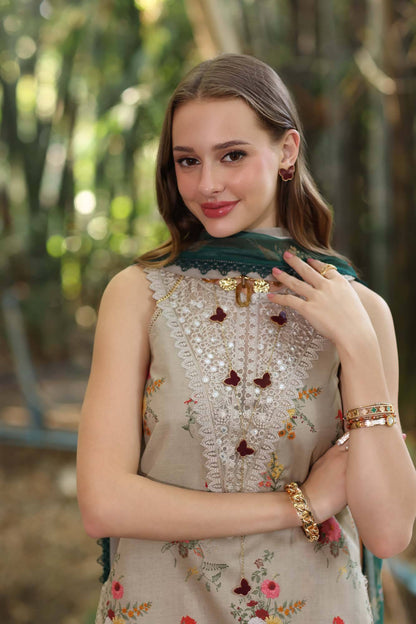 Noor by Saadia Asad | Eid Luxe Printedkari | D4-A by Maria Faisal - Registered Vendor of : Noor by Saadia Asad - type : Ladies Clothes - 100% original wedding dresses