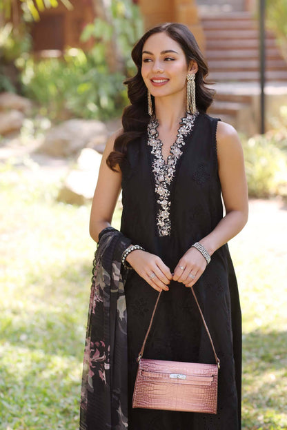 Noor by Saadia Asad | Eid Luxury Laserkari 25 | D6-A by Maria Faisal - Registered Vendor of : Noor by Saadia Asad - type : Ladies Clothes - 100% original wedding dresses