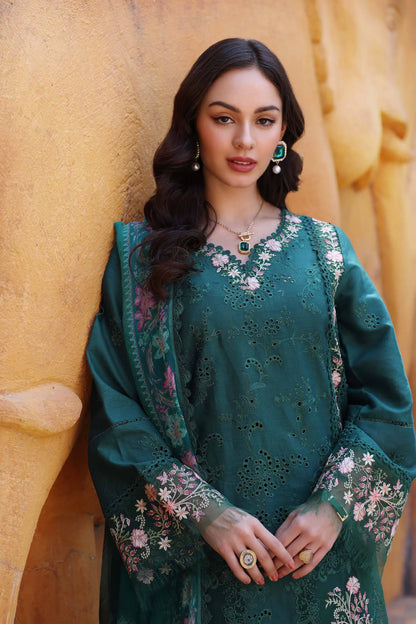 Noor by Saadia Asad | Eid Luxury Laserkari 25 | D10-A by Maria Faisal - Registered Vendor of : Noor by Saadia Asad - type : Ladies Clothes - 100% original wedding dresses