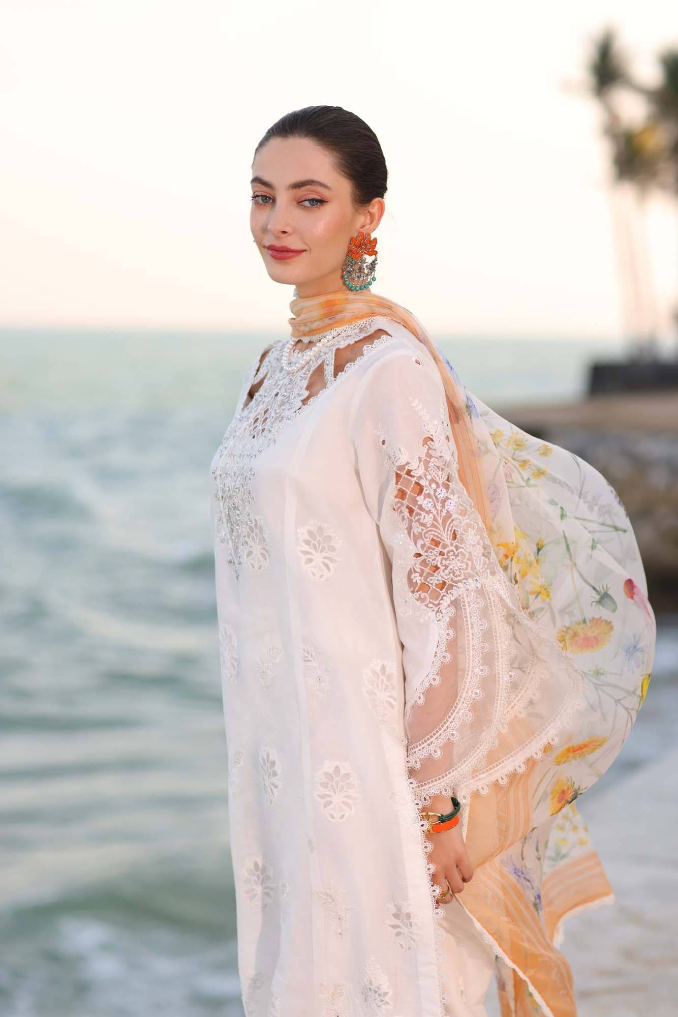 Noor by Saadia Asad | Eid Luxury Laserkari 25 | D9-B by Maria Faisal - Registered Vendor of : Noor by Saadia Asad - type : Ladies Clothes - 100% original wedding dresses