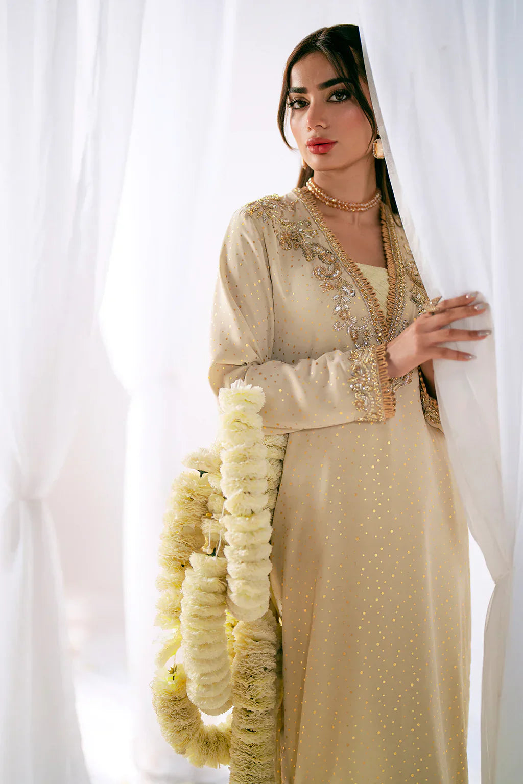 AJR Couture | Luxe Pret Eid | SLUMBER - Waniyas