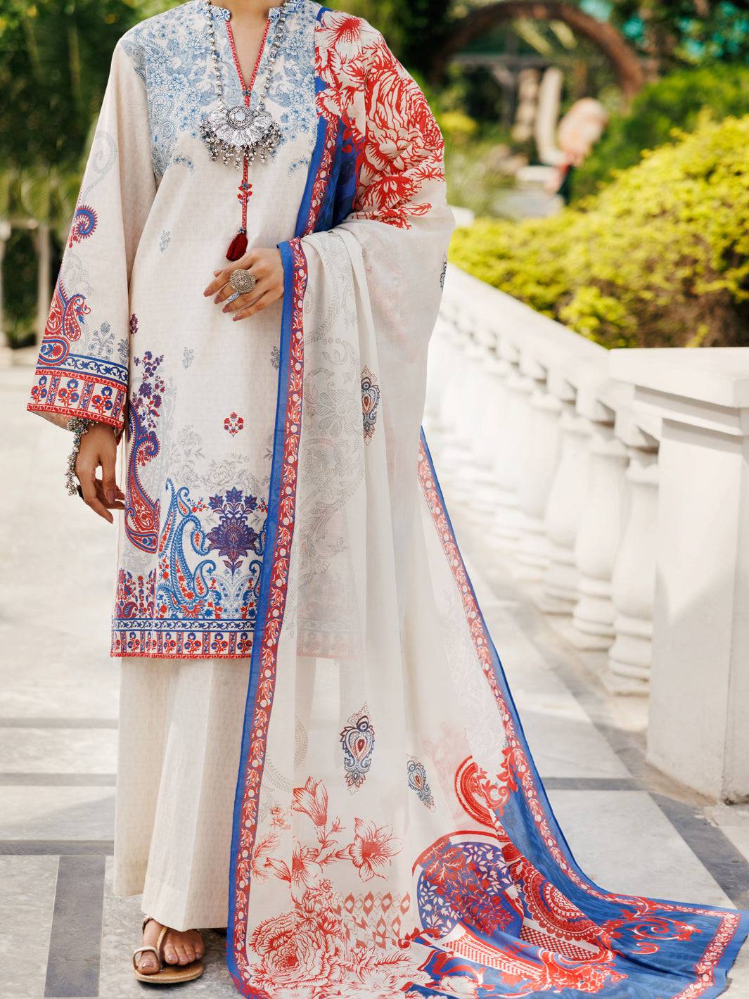 Almirah | Traditional Tale | ALP-3PS-2118 by Maria Faisal - Registered Vendor of : Almirah - type : Ladies Clothes - 100% original wedding dresses