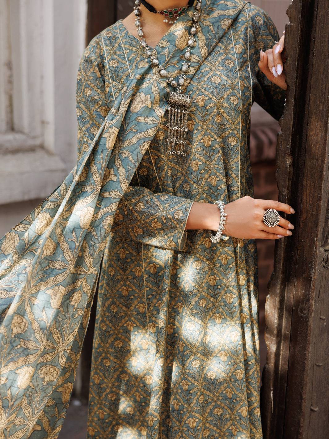 Almirah | Traditional Tale | ALP-3PS-2130 by Maria Faisal - Registered Vendor of : Almirah - type : Ladies Clothes - 100% original wedding dresses