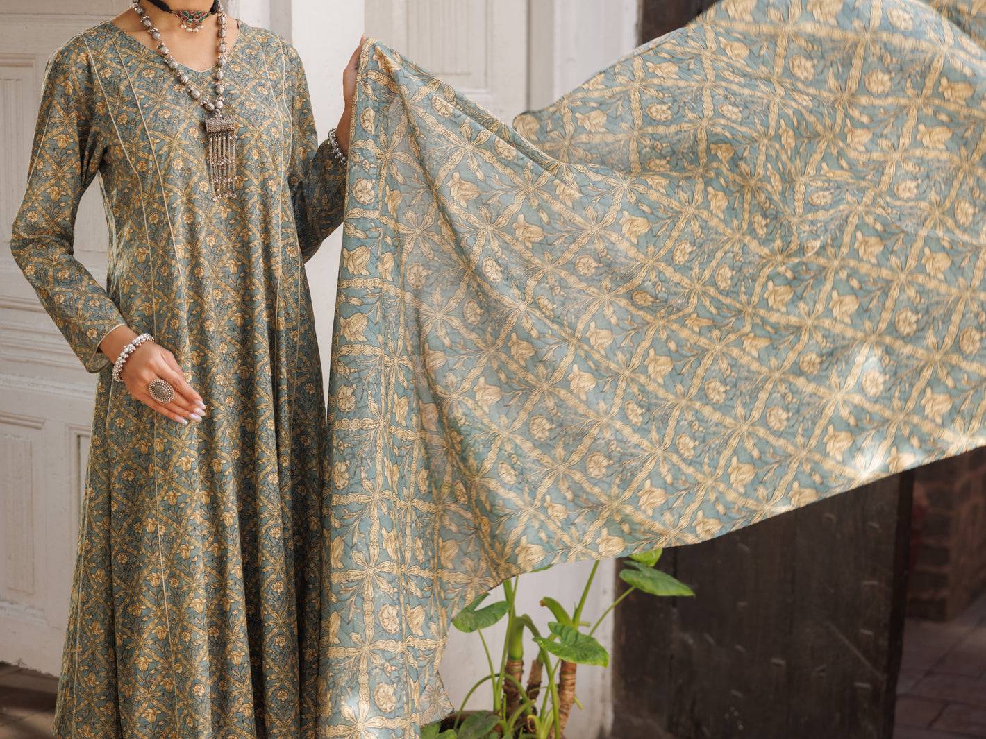 Almirah | Traditional Tale | ALP-3PS-2130 by Maria Faisal - Registered Vendor of : Almirah - type : Ladies Clothes - 100% original wedding dresses