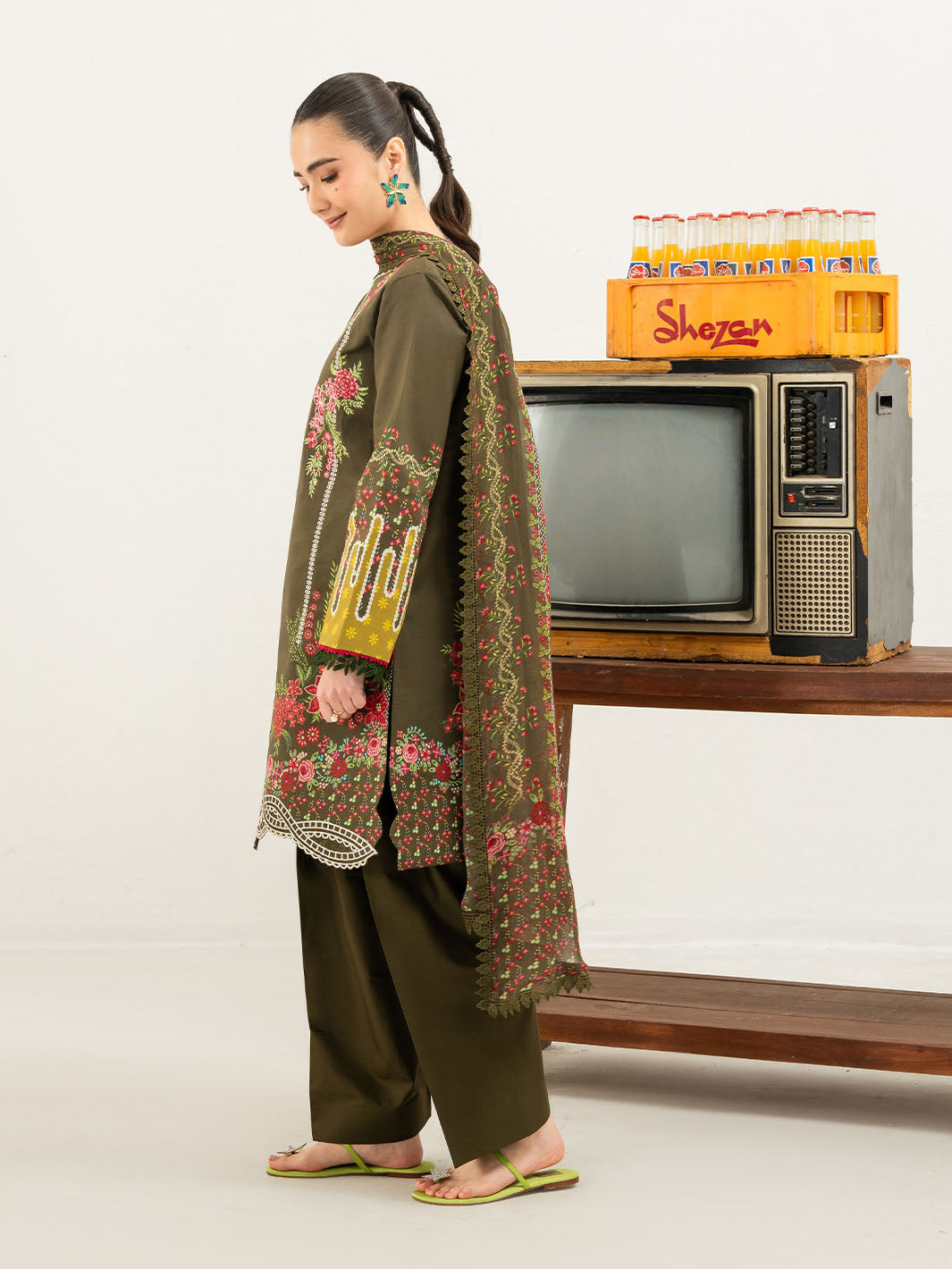 Mahnur | Anaya Lawn | ANA-007 - Luxury Dress - available at Maria Faisal in UK and USA.