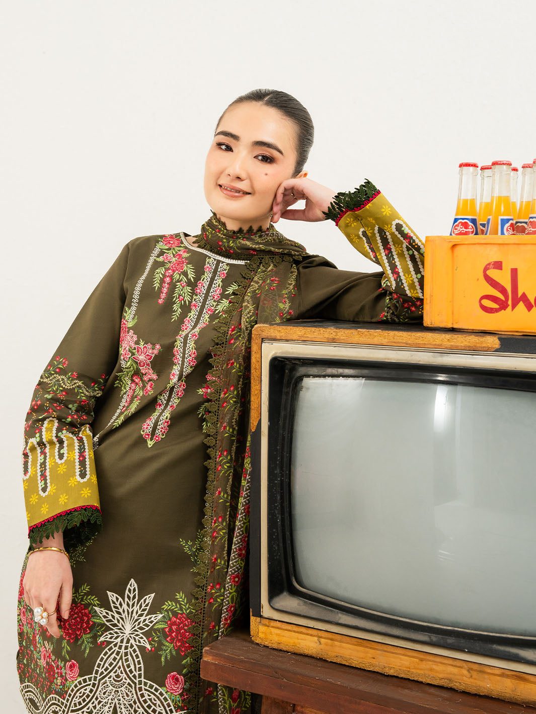 Mahnur | Anaya Lawn | ANA-007 - Luxury Dress - available at Maria Faisal in UK and USA.
