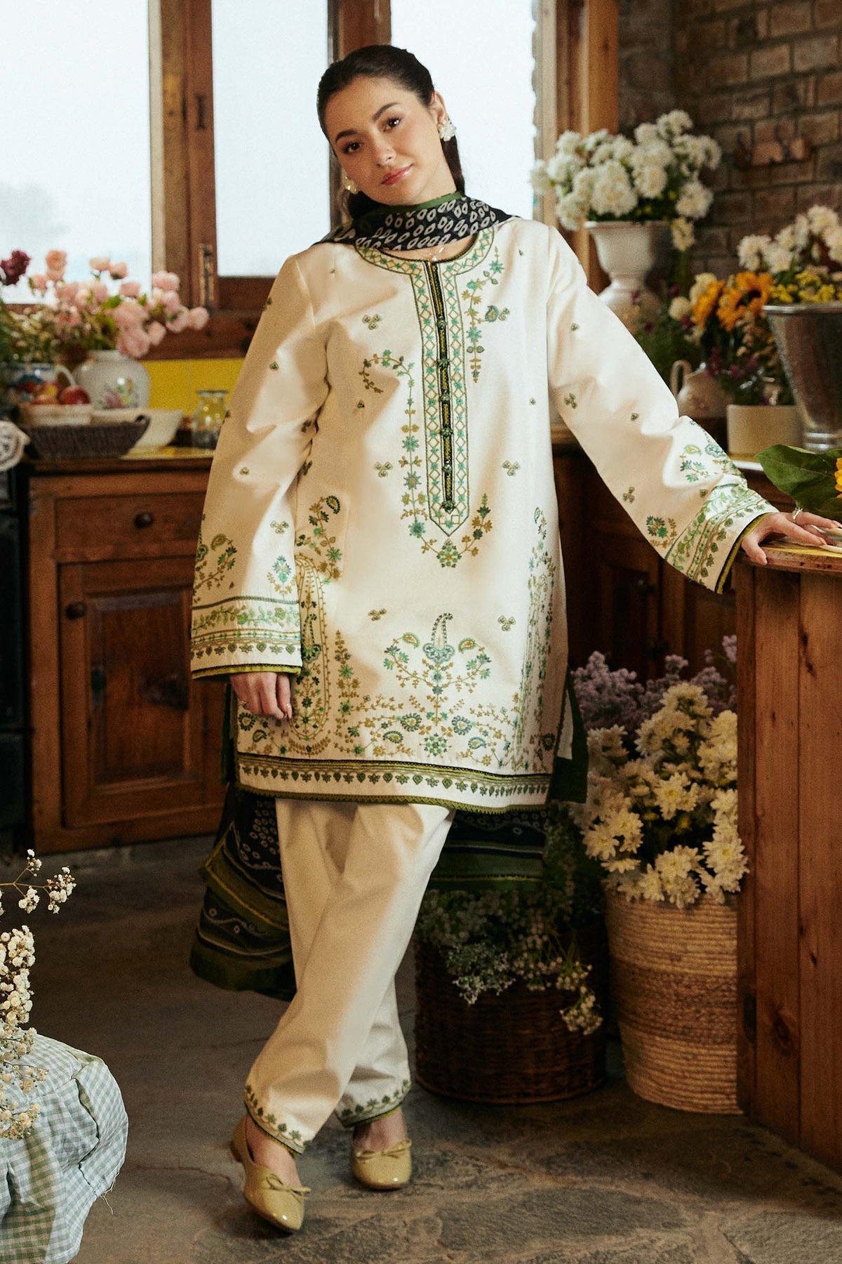 Zara Shahjahan | Coco Lawn Vol 2 | ARELA-7A