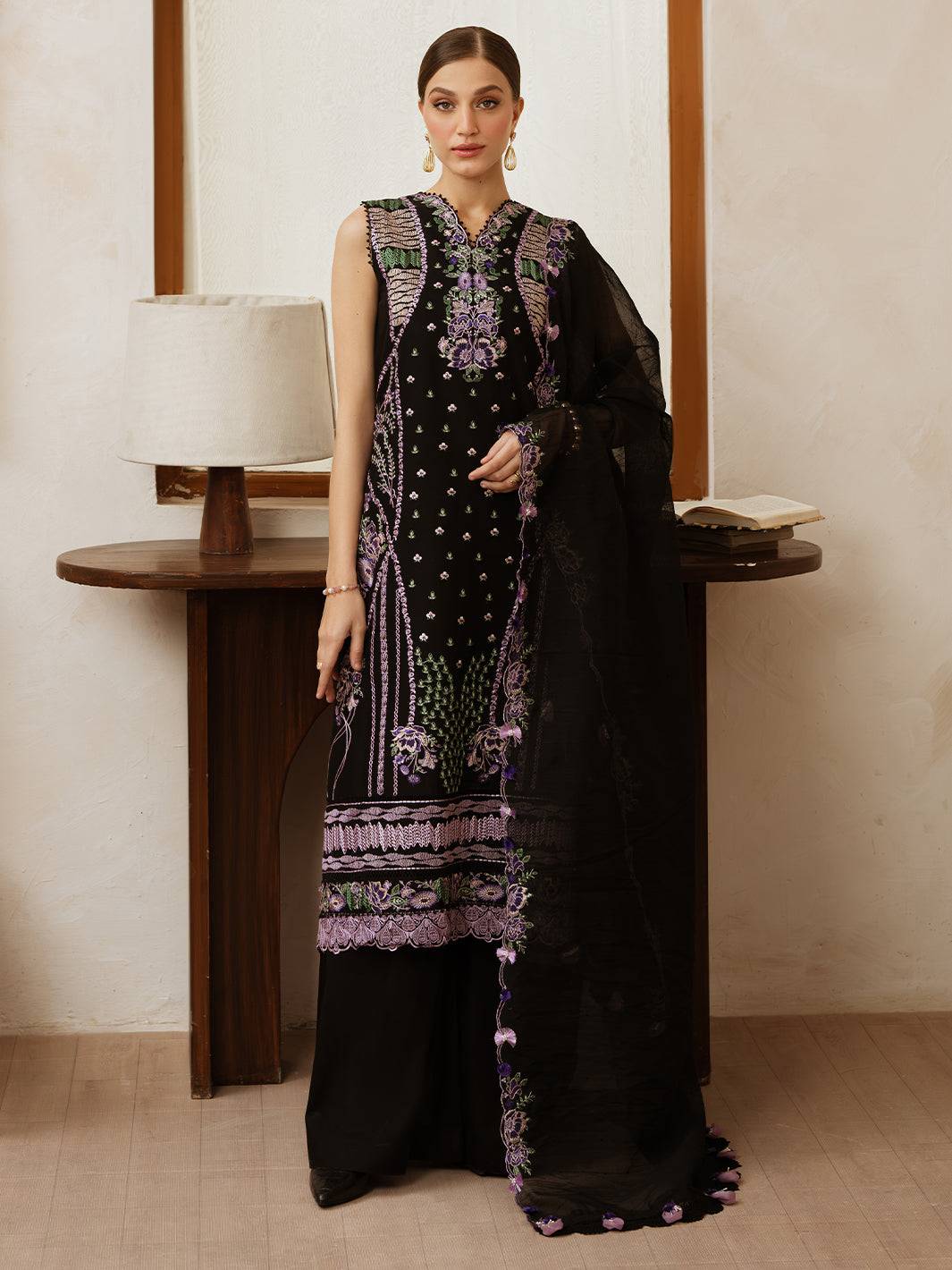 Mahnur | Florence Luxury Lawn 25 | AALEEN by Maria Faisal - Registered Vendor of : Mahnur - type : Ladies Clothes - 100% original wedding dresses