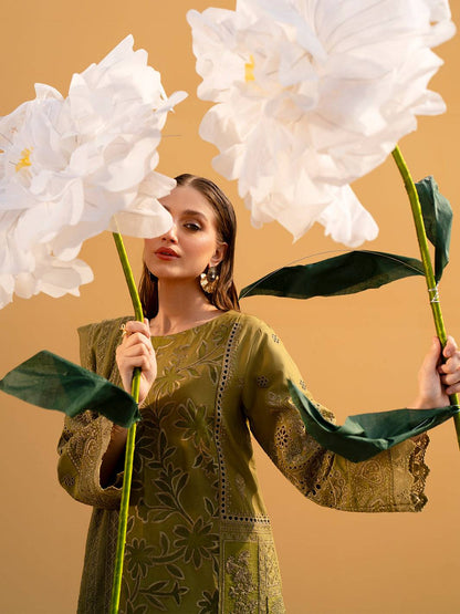 Mahnur | Sirena Luxury Lawn 25 | Adrienne by Maria Faisal - Registered Vendor of : Mahnur - type : Ladies Clothes - 100% original wedding dresses