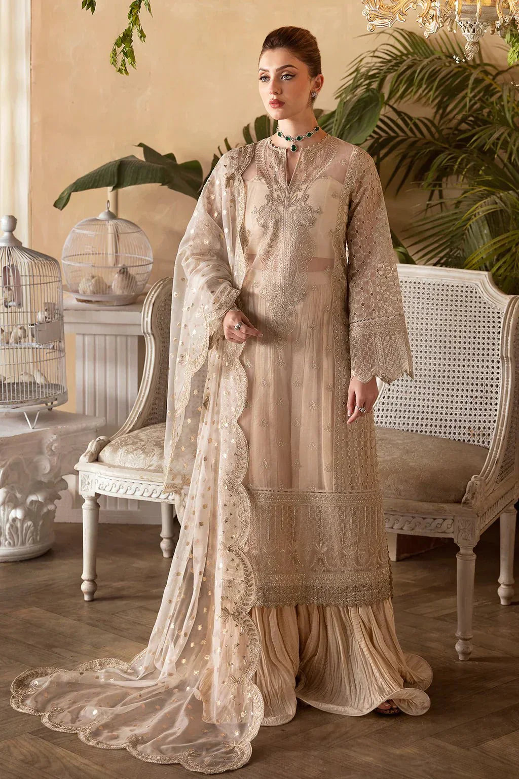 Afrozeh La Fuchsia 24 Daisy – Off White Pakistani Dress with intricate embroidery and embellishments. Shop elegant Asian dresses at Maria Faisal.