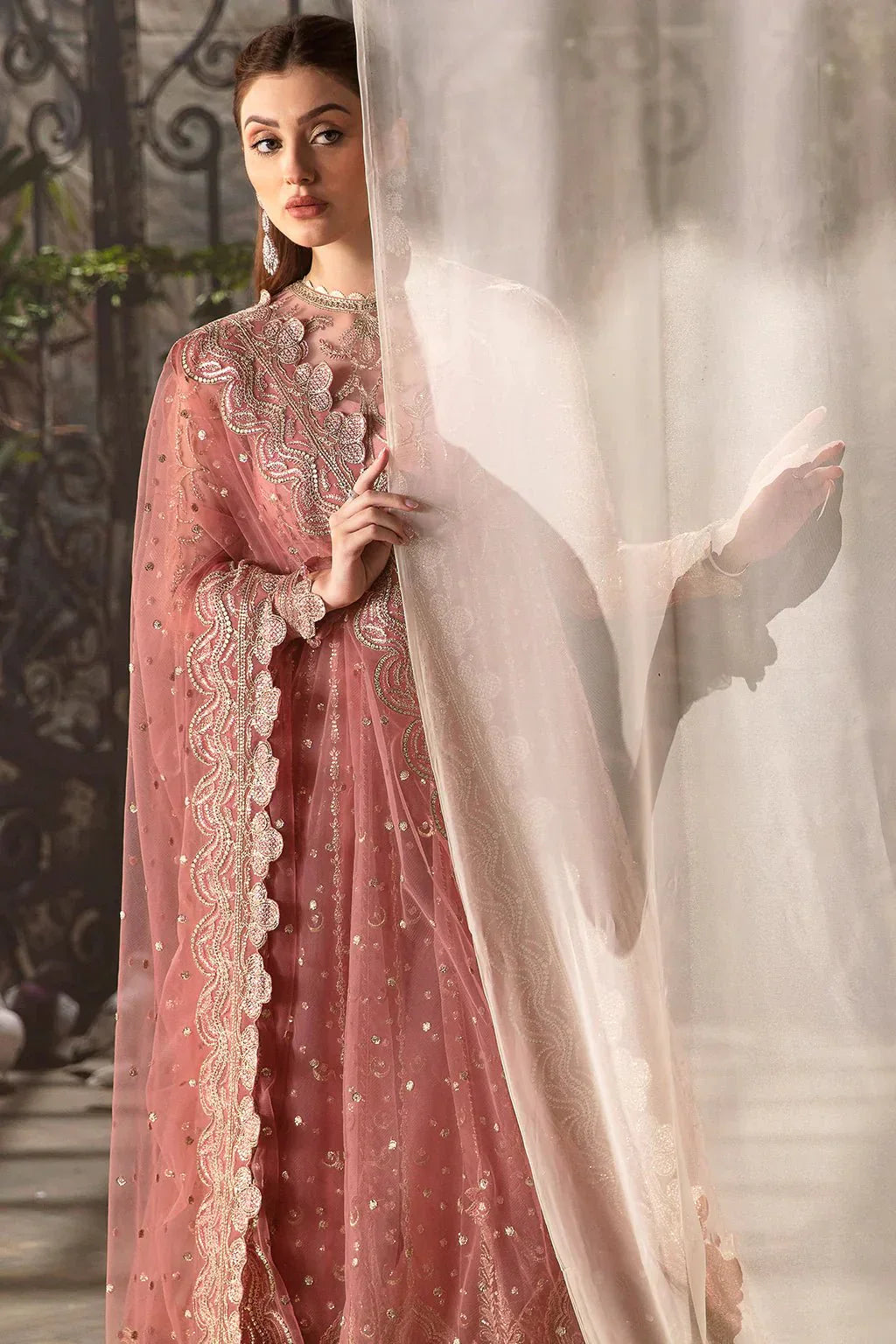Afrozeh La Fuchsia 24 Rosa – Tea Pink Pakistani Dress with intricate embroidery and embellishments. Shop elegant Asian dresses at Maria Faisal.