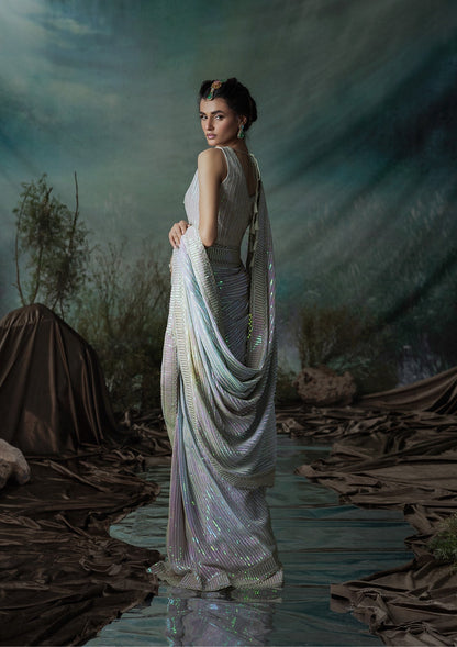 Aik Atelier | Sari Edit 2024 | SARI EDIT '24 VOL. 1 - LOOK 01 - Designer Dress with Intricate embroidery and embellishments. Shop elegent wedding dress at Maria Faisal.