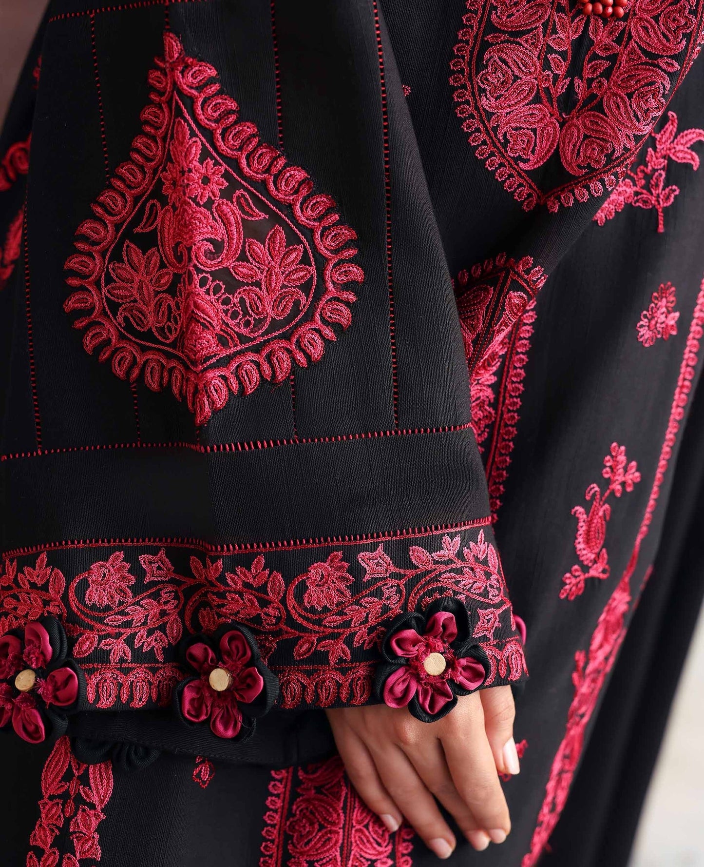 Almira – authentic Pakistani dress from the Amaris Luxury Shawl 25 collection for women in the UK