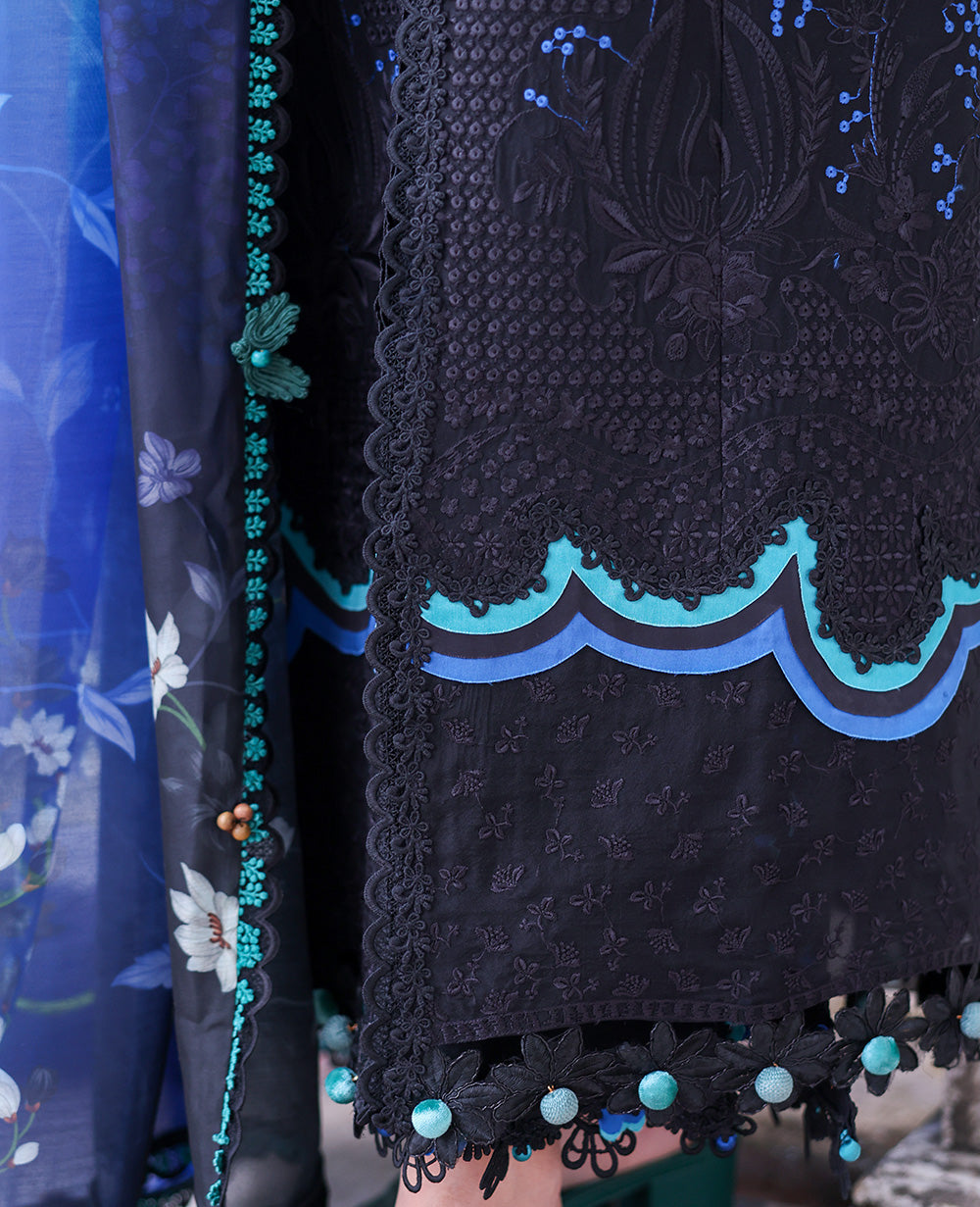 Republic Womenswear | Lilas Lawn 26 | Arisa - Luxury Dress - available at Maria Faisal in UK and USA.