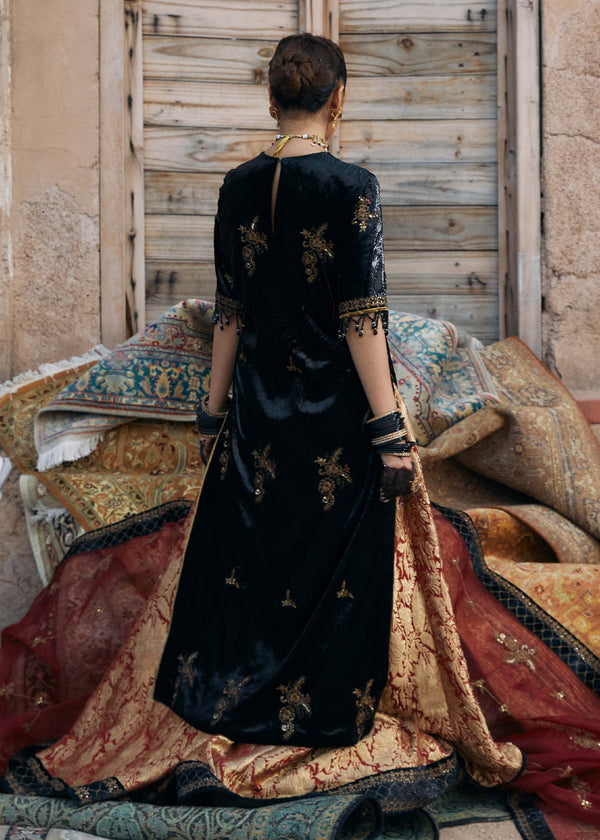 Laj | Hath Kahani Luxury Formals 24 | KOHSAR - Designer Dress with Intricate embroidery and embellishments. Shop elegent wedding dress at Maria Faisal.