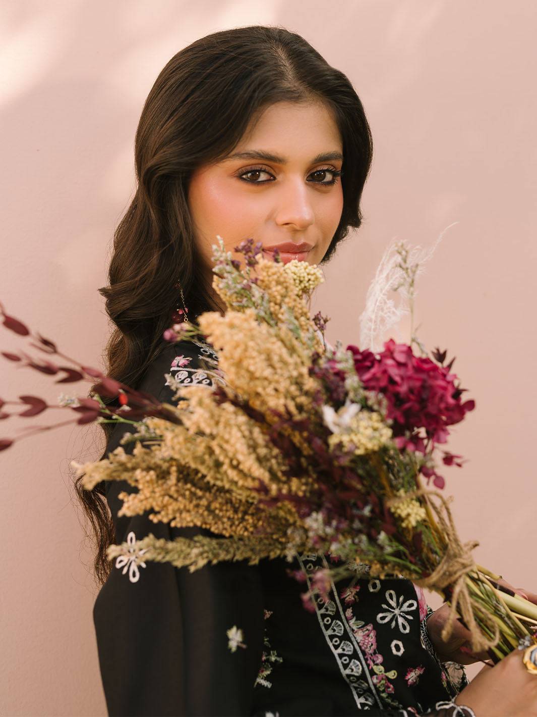 Mahnur | Dahlia Luxury Lawn 25 | Aurora by Maria Faisal - Registered Vendor of : Mahnur - type : Ladies Clothes - 100% original wedding dresses