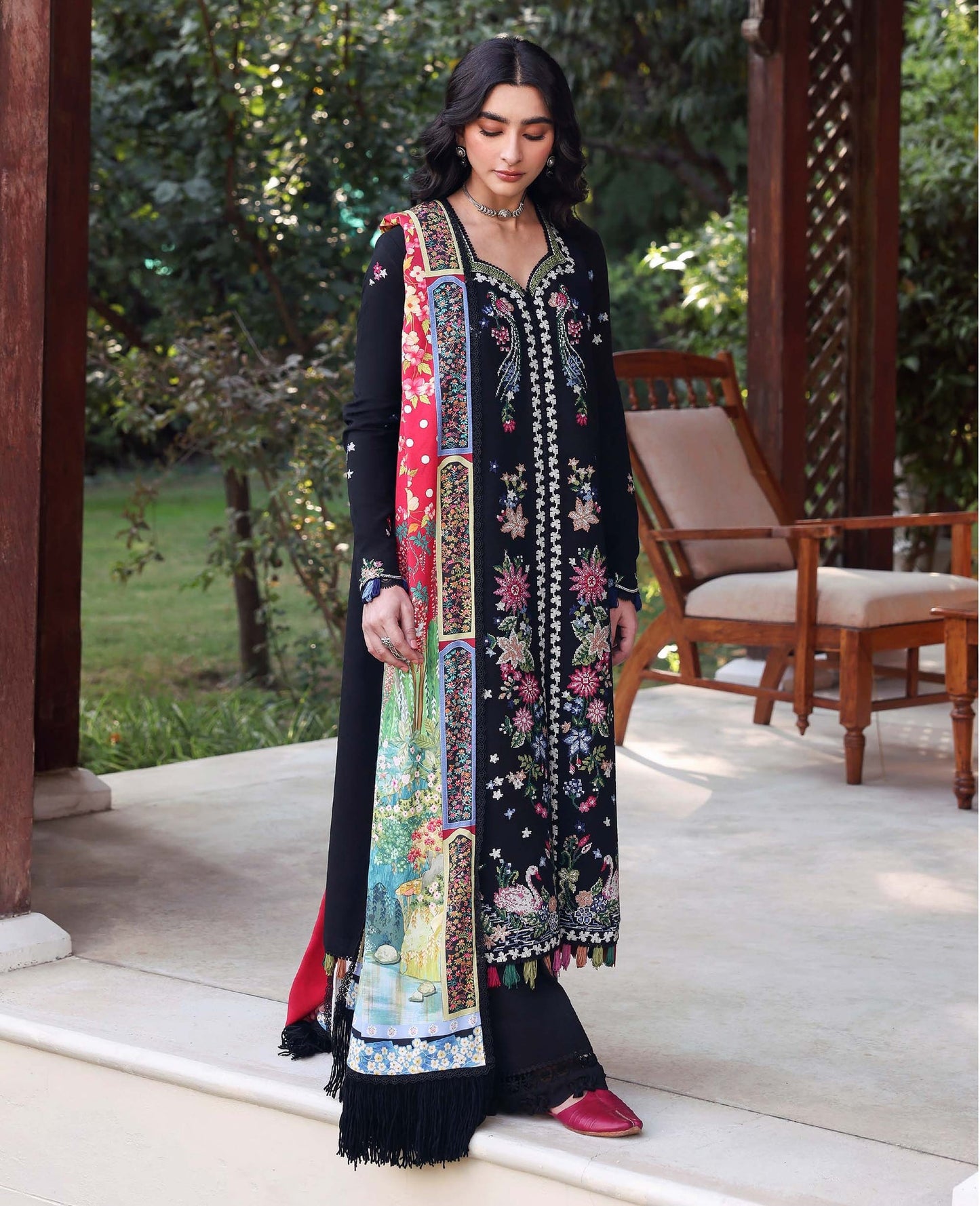 Aveline – authentic Pakistani dress from the Amaris Luxury Shawl 25 collection for women in the UK