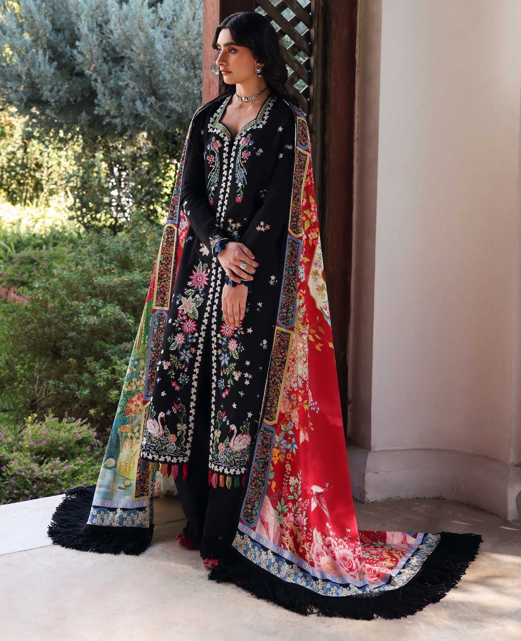 Aveline – authentic Pakistani dress from the Amaris Luxury Shawl 25 collection for women in the UK
