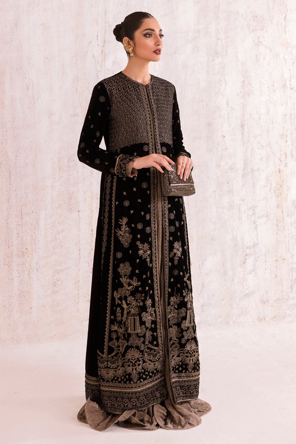 Jazmin | Velvet Edit 24 |  Velvet Formal VF-2001 - Wedding Dress - Maria Faisal