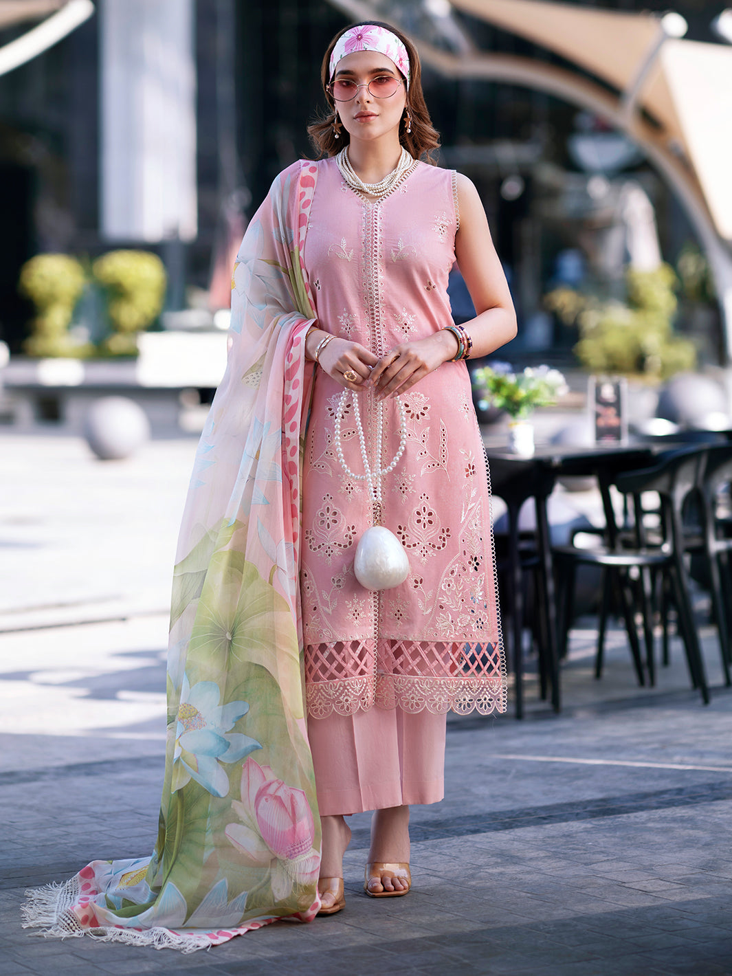 Mahnur | Broadway Luxury Lawn 26 | BW - 008 - Luxury Dress - available at Maria Faisal in UK and USA.