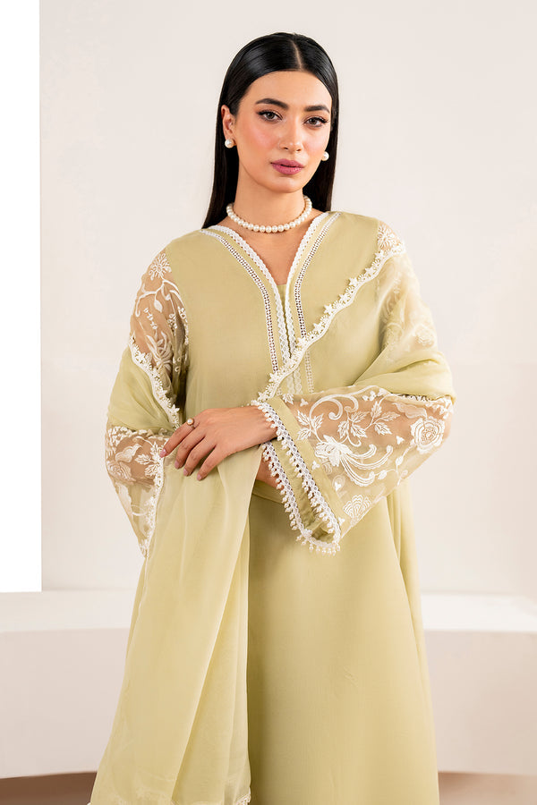 Baroque | Luxury Pret 24 | KHADDAR PR-1002 - Designer Dress with Intricate embroidery and embellishments. Shop elegent wedding dress at Maria Faisal.