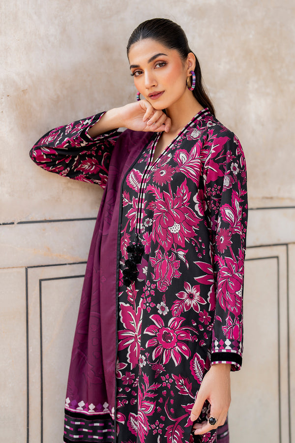 Baroque | Luxury Pret 24 | VISCOSE UF-732 - Designer Dress with Intricate embroidery and embellishments. Shop elegent wedding dress at Maria Faisal.