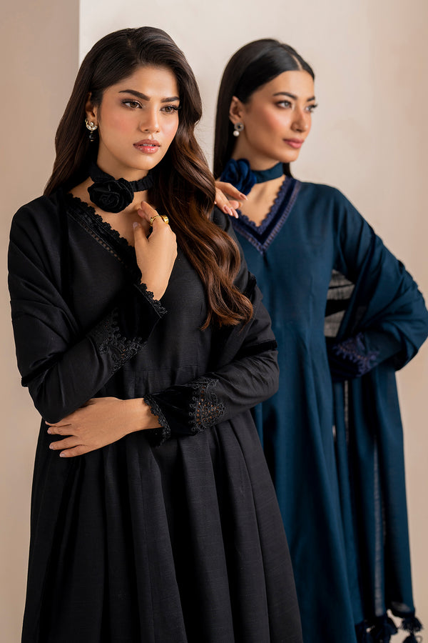 Baroque | Luxury Pret 24 | KHADDAR PR-1003 - Designer Dress with Intricate embroidery and embellishments. Shop elegent wedding dress at Maria Faisal.