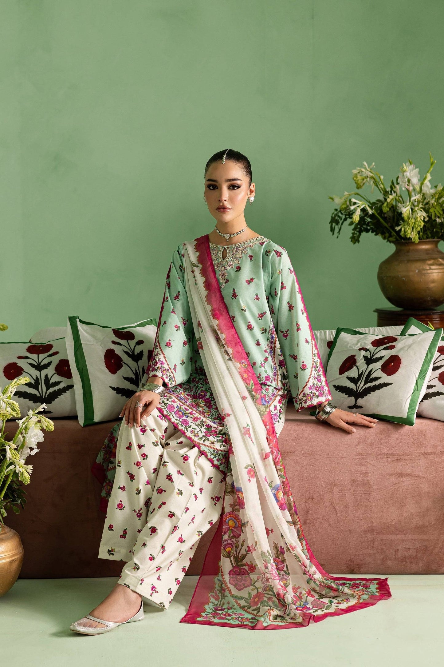 Batik | Chargbagh | Neena by Maria Faisal - Registered Vendor of : Batik - type : Ladies Clothes - 100% original wedding dresses